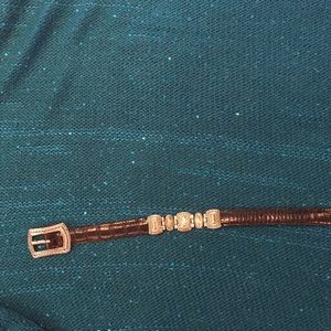 Beautiful Brighton Reverses from Black to Brown.